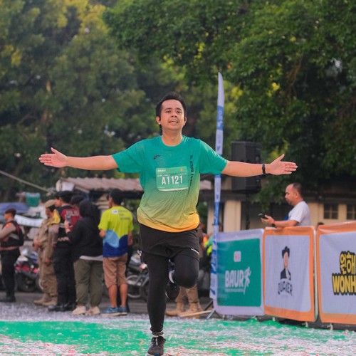 Race photo from BAUR RUN 2025