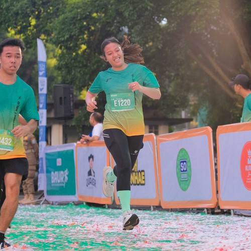 Race photo from BAUR RUN 2025