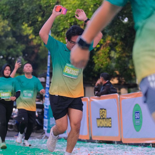 Race photo from BAUR RUN 2025