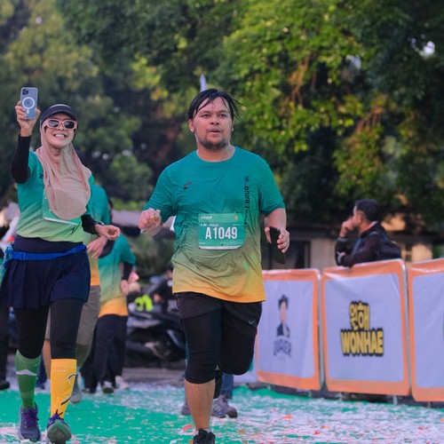 Race photo from BAUR RUN 2025