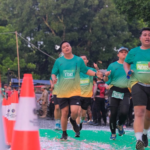 Race photo from BAUR RUN 2025