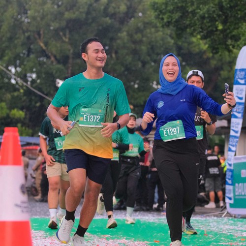 Race photo from BAUR RUN 2025