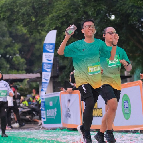Race photo from BAUR RUN 2025