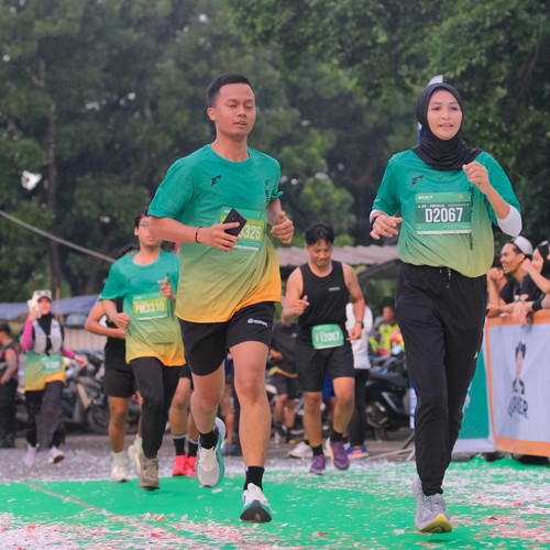 Race photo from BAUR RUN 2025