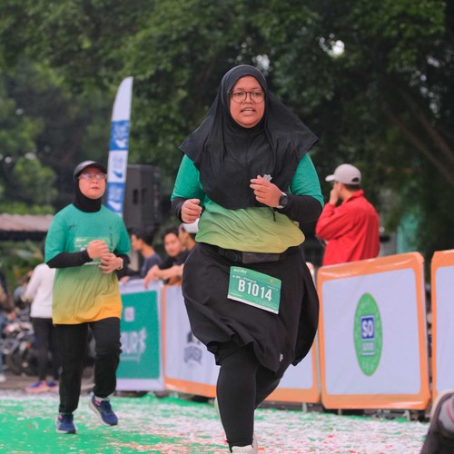 Race photo from BAUR RUN 2025