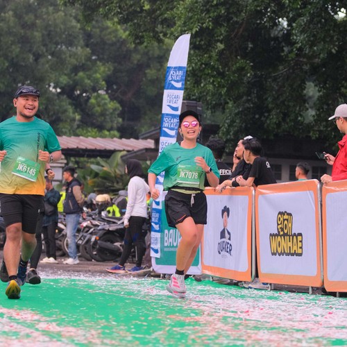 Race photo from BAUR RUN 2025