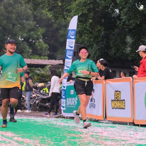 Race photo from BAUR RUN 2025