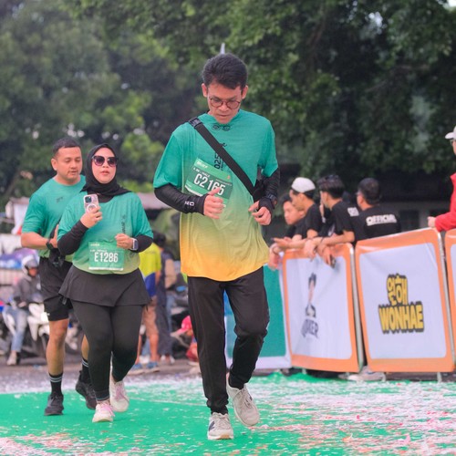 Race photo from BAUR RUN 2025