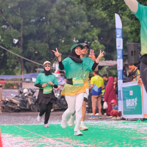Race photo from BAUR RUN 2025