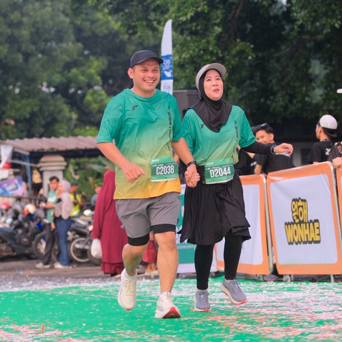 Race photo from BAUR RUN 2025