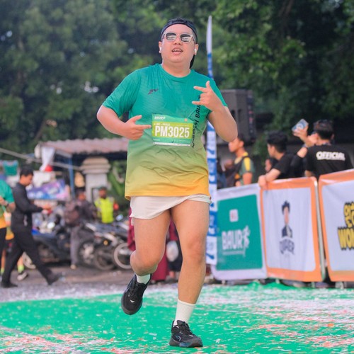 Race photo from BAUR RUN 2025