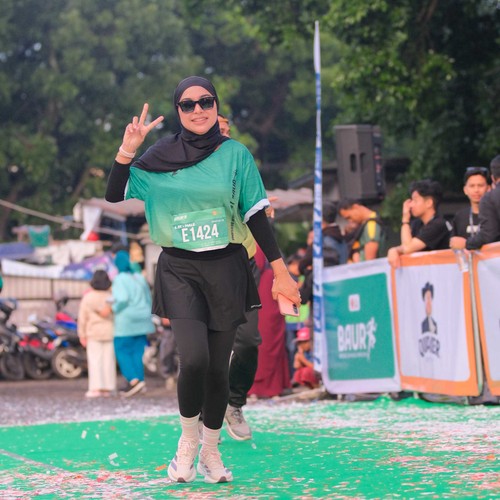 Race photo from BAUR RUN 2025