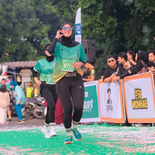 Race photo from BAUR RUN 2025
