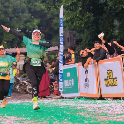 Race photo from BAUR RUN 2025