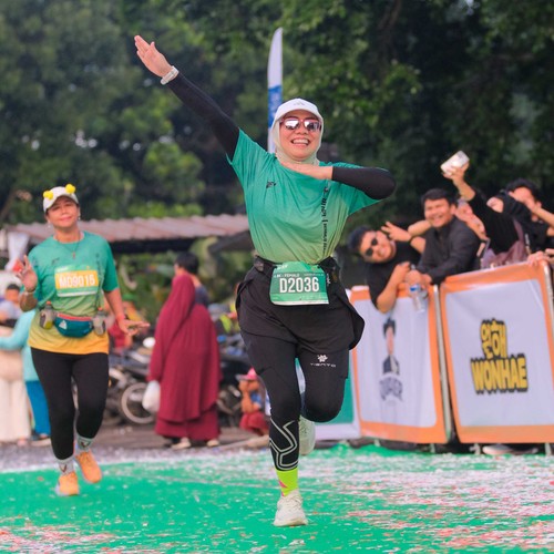Race photo from BAUR RUN 2025
