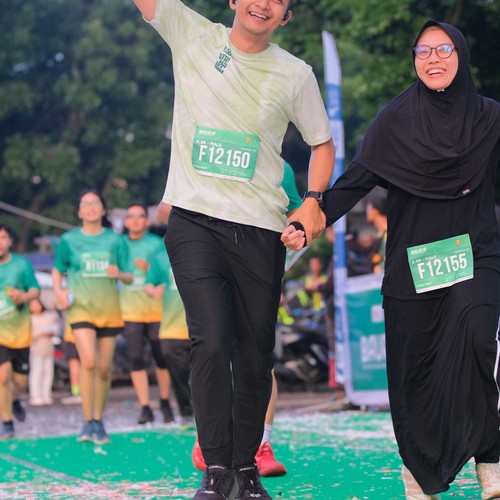 Race photo from BAUR RUN 2025