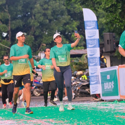 Race photo from BAUR RUN 2025
