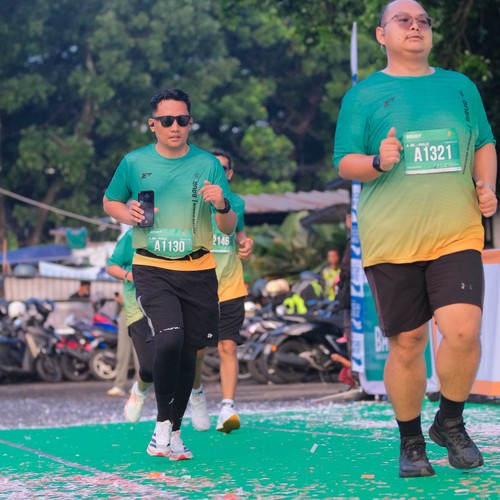 Race photo from BAUR RUN 2025