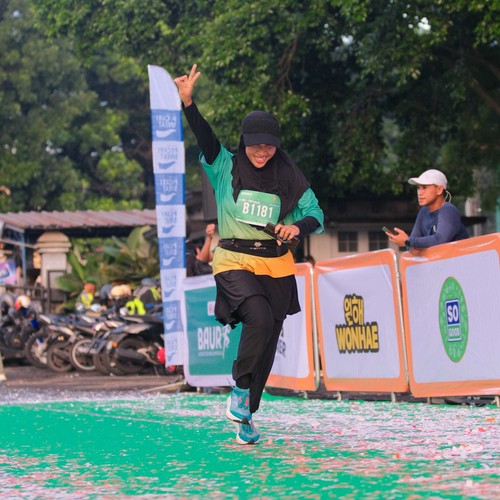 Race photo from BAUR RUN 2025