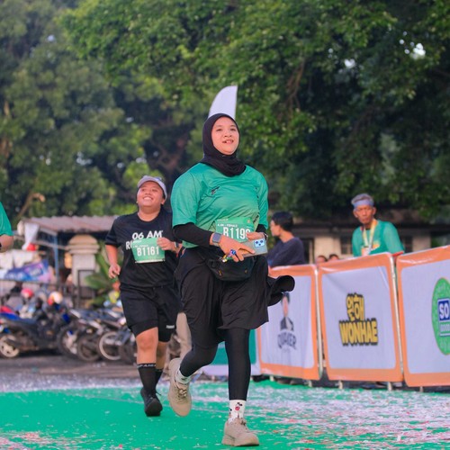 Race photo from BAUR RUN 2025