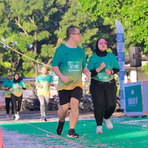 Race photo from BAUR RUN 2025