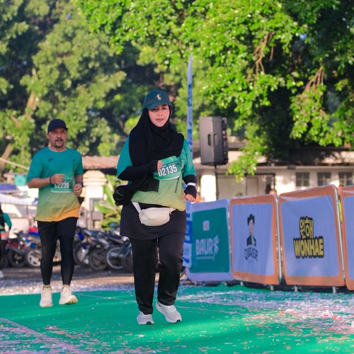 Race photo from BAUR RUN 2025