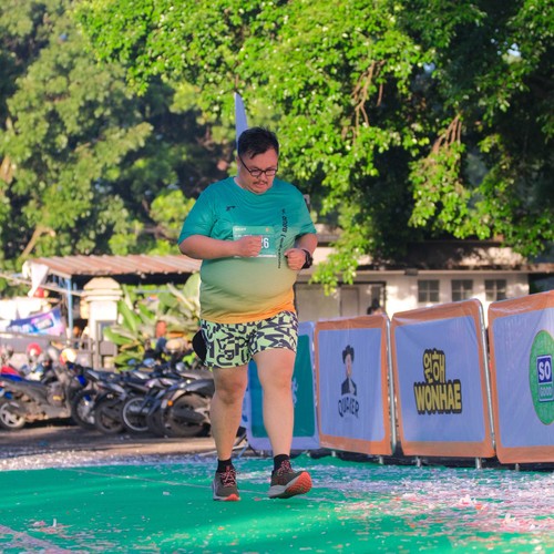 Race photo from BAUR RUN 2025