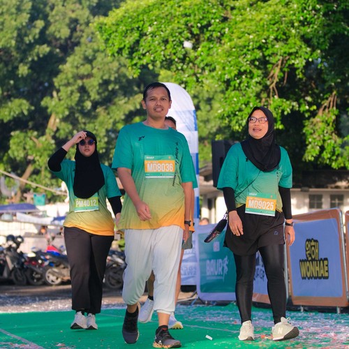 Race photo from BAUR RUN 2025