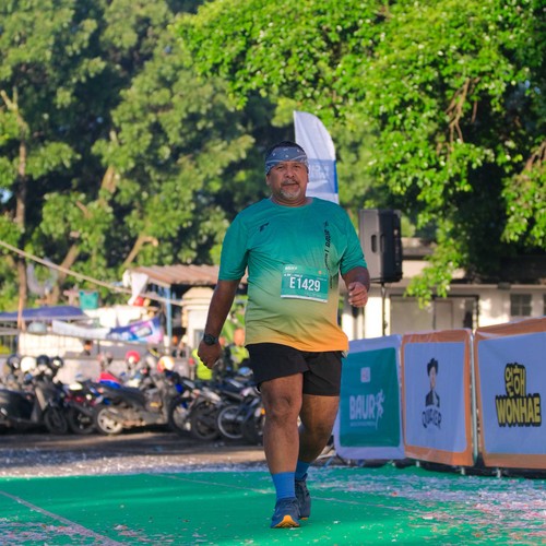 Race photo from BAUR RUN 2025