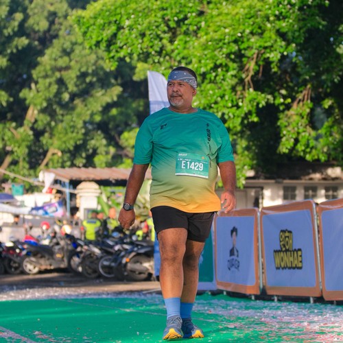 Race photo from BAUR RUN 2025