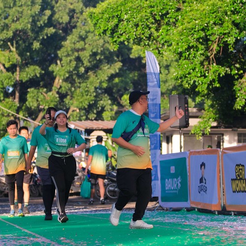 Race photo from BAUR RUN 2025