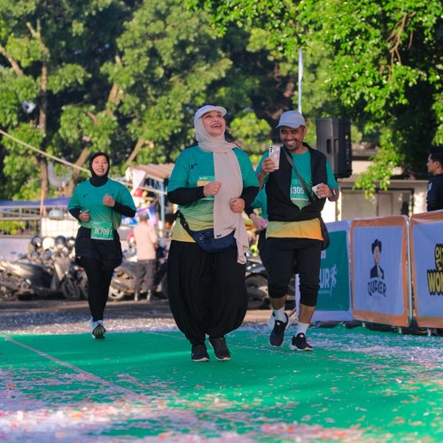 Race photo from BAUR RUN 2025