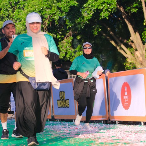 Race photo from BAUR RUN 2025