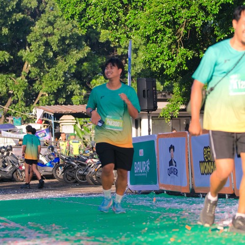 Race photo from BAUR RUN 2025