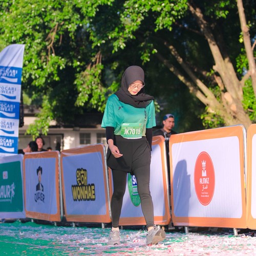 Race photo from BAUR RUN 2025