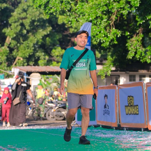 Race photo from BAUR RUN 2025