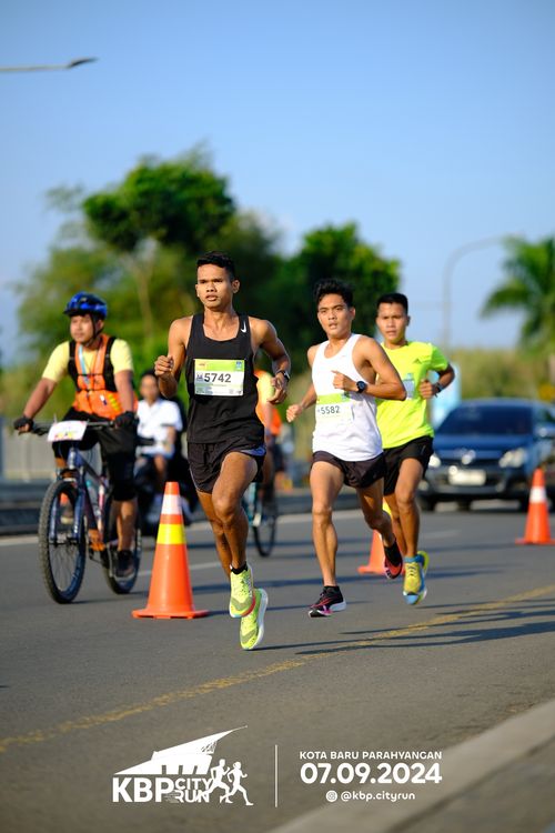 Race photo from KBP City Run 2024