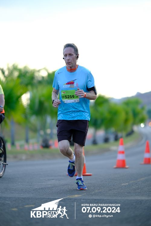 Race photo from KBP City Run 2024