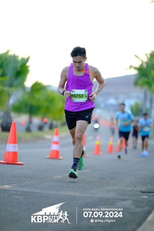 Race photo from KBP City Run 2024