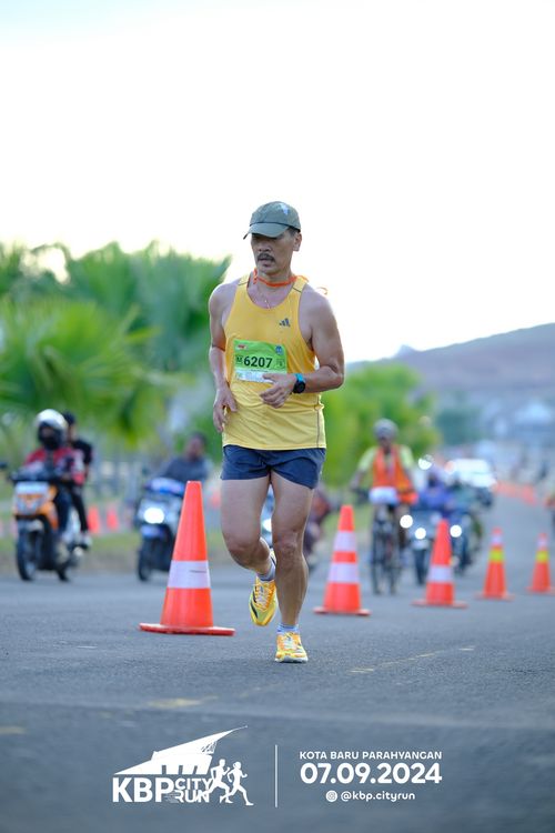 Race photo from KBP City Run 2024