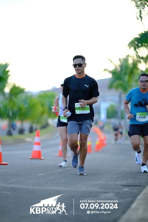 Race photo from KBP City Run 2024