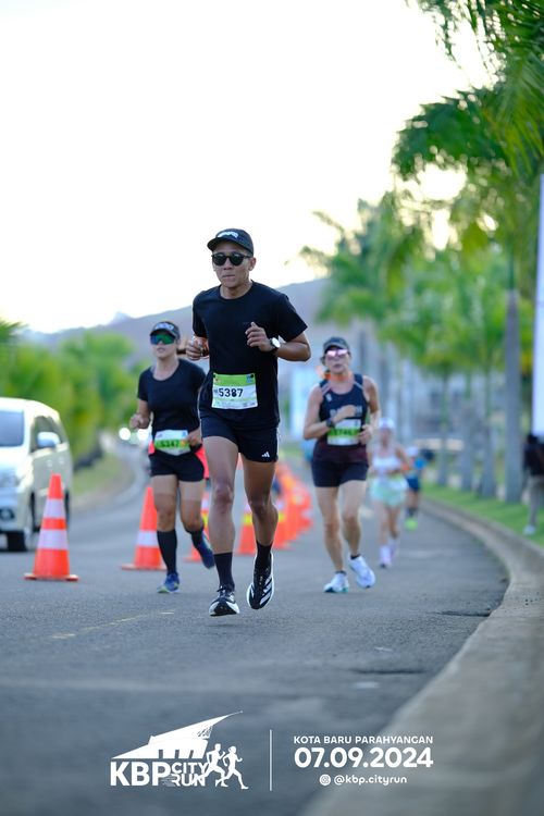 Race photo from KBP City Run 2024