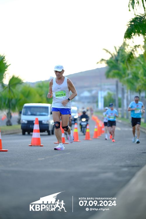 Race photo from KBP City Run 2024