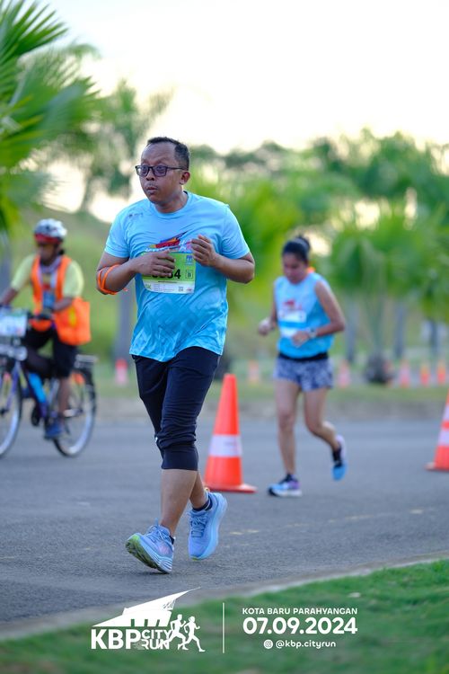 Race photo from KBP City Run 2024