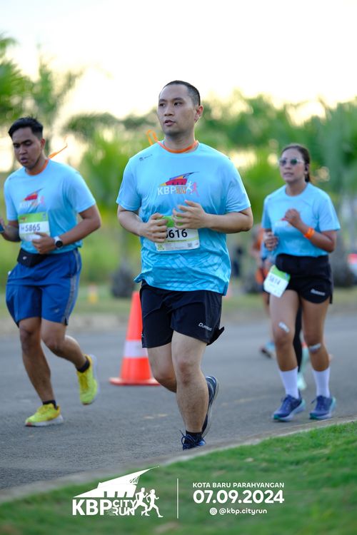Race photo from KBP City Run 2024