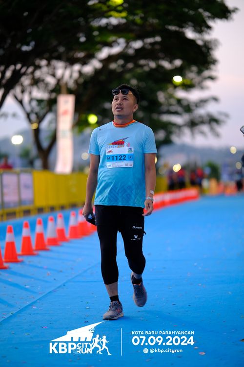 Race photo from KBP City Run 2024