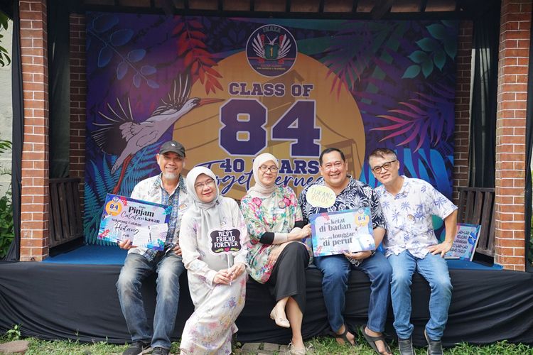 Race photo from Class of 84, 40 Years Togetherness