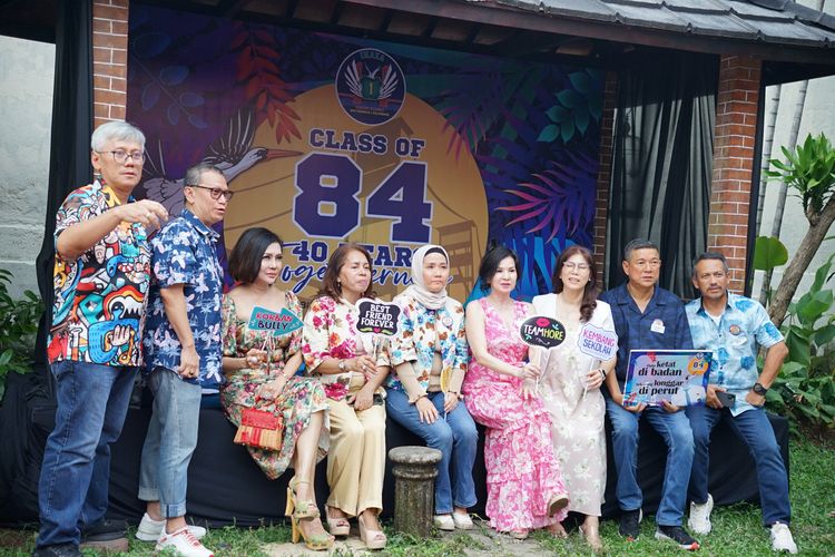 Race photo from Class of 84, 40 Years Togetherness