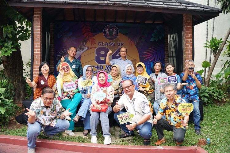 Race photo from Class of 84, 40 Years Togetherness