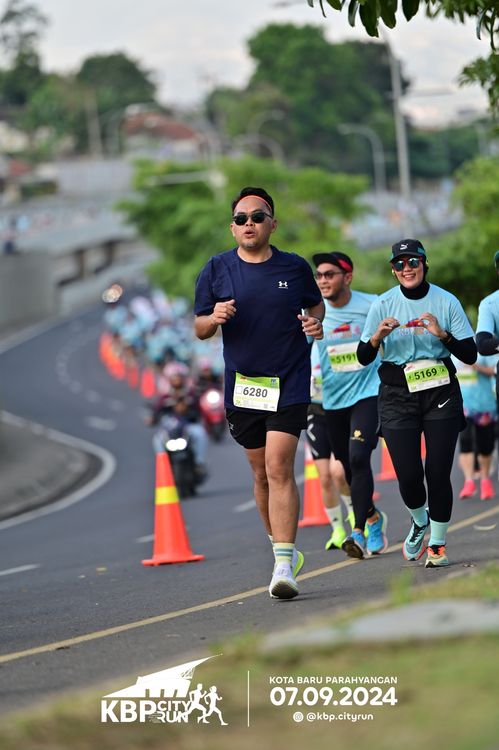Race photo from KBP City Run 2024